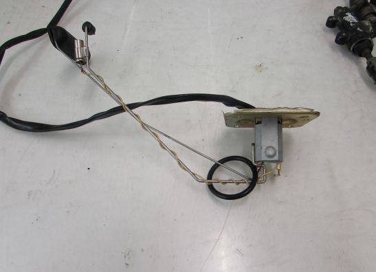 Tankuhr Honda VFR 750