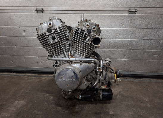 Engine Honda VT 700 750