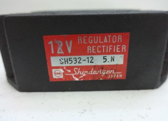 Regler Gleichrichter Honda CB 450