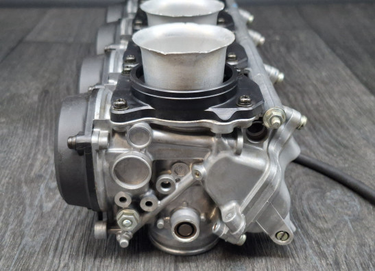 Carburetor assy Honda CBR 600 F