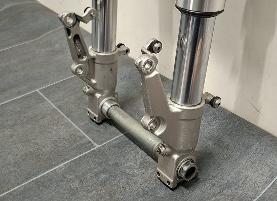 Voorpoten compleet Suzuki GSX R 750