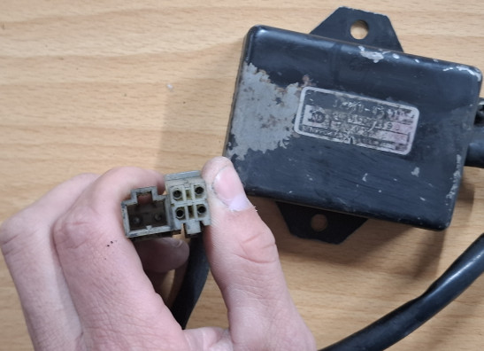 CDI ECU unit Suzuki GSX 1100 E