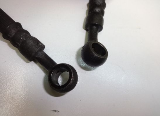 Brake hose front Honda Deauville 650 - 700