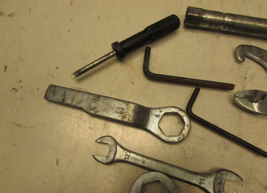 Tool set Yamaha FZR 600