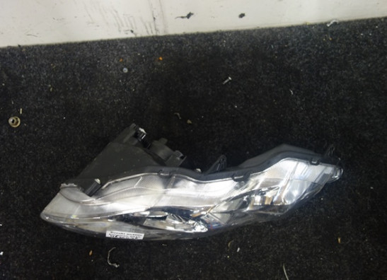 Headlight Suzuki Burgman 400