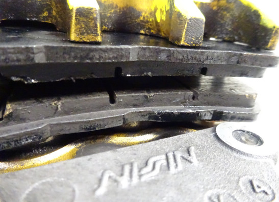 Bremssattel Bremszange vorn rechts Honda CBF 500