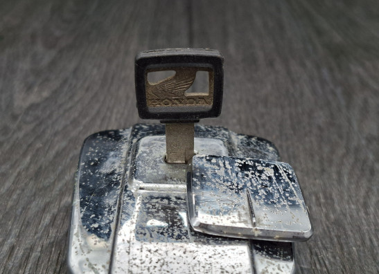 Tankdop Honda VF 700  750 S Sabre