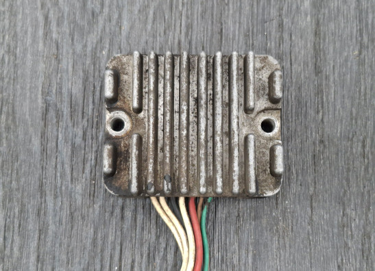 Spanningsregelaar Yamaha XS 750