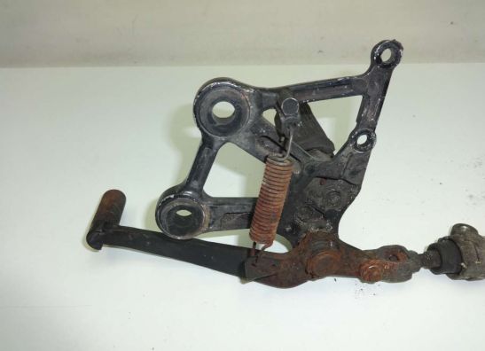 Fussrastetrager vorne rechts Honda CBR 1000 F