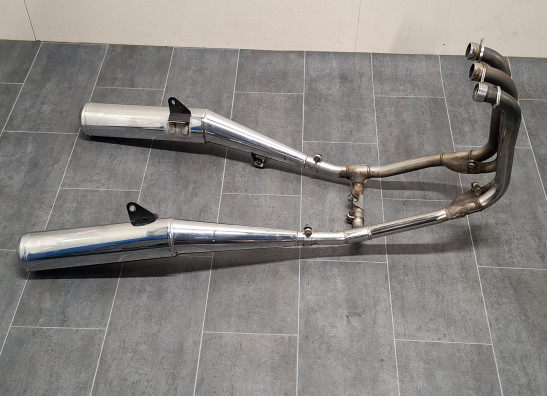 Uitlaat Triumph Trident 900