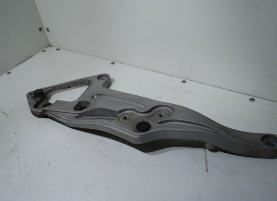 Main step holder left Yamaha GTS 1000