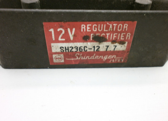 Regler Gleichrichter Honda CBR 1000 F
