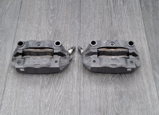 Bremssattel Bremszangen vorne BMW F 900 XR