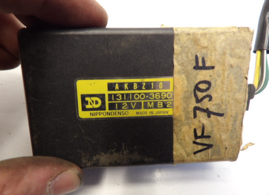 CDI ECU unit Honda VF 700  750 F