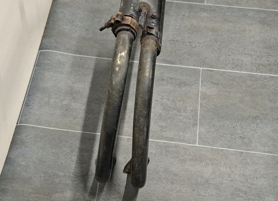 Tubo de escape Honda CB 550