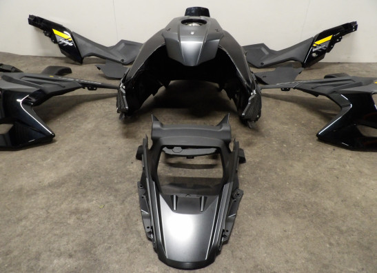 Complete kuipset Suzuki DL 1050 V Strom XT