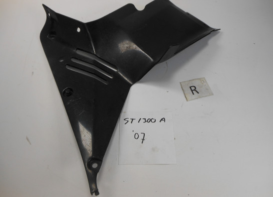 Cowl inner right Honda ST 1300 Pan European