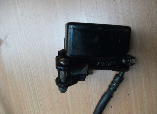 Bremszylinder vorne Honda CBR 600 F