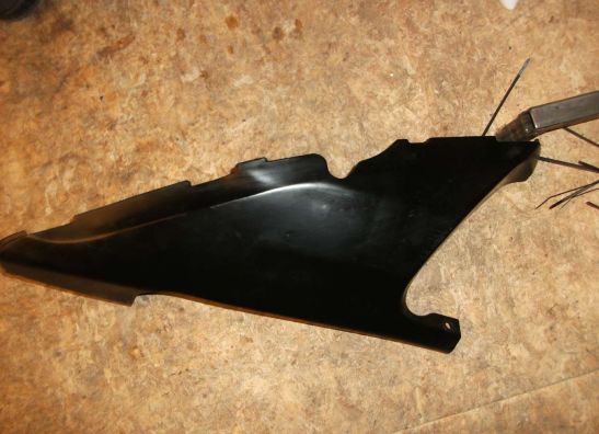 Cowl Left lower Honda VFR 750