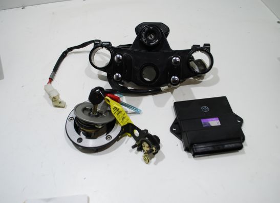 Slotenset Yamaha TDM