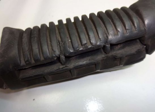 Fussrastetrager vorne links Suzuki GS 500 E