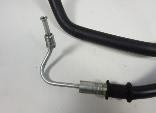 Rempomp achter Yamaha FZ8