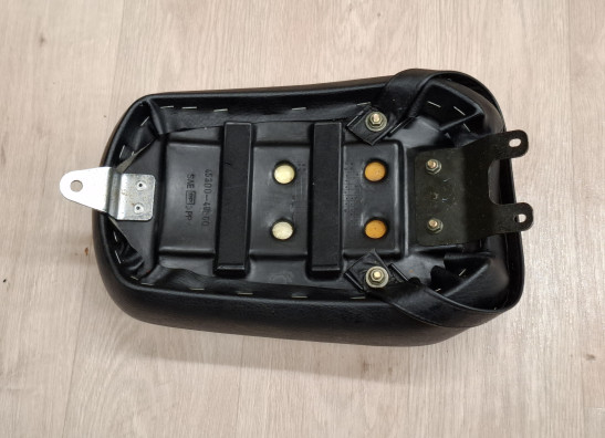 Buddy seat Suzuki VZ 800 marauder