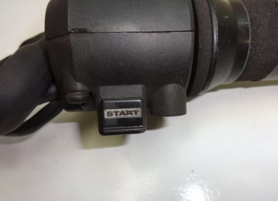 Handlebar switch assy right Honda VF 1100 Sabre