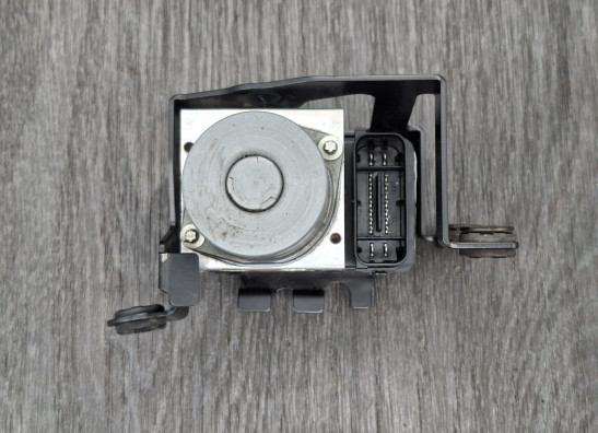 ABS pomp KTM 1290 Super duke