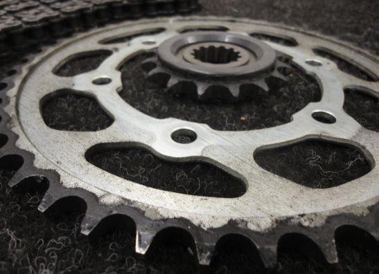 Chain and sprocket kit Yamaha MT 09