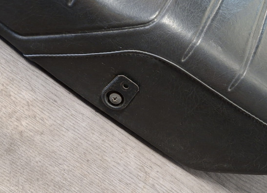 Zadel Suzuki GSX 1100