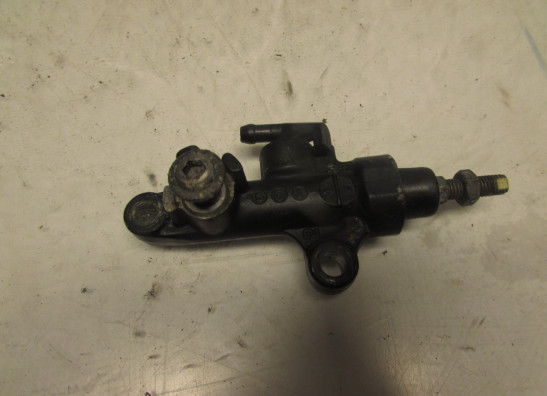 Rear brake master cylinder  Yamaha YZF R1