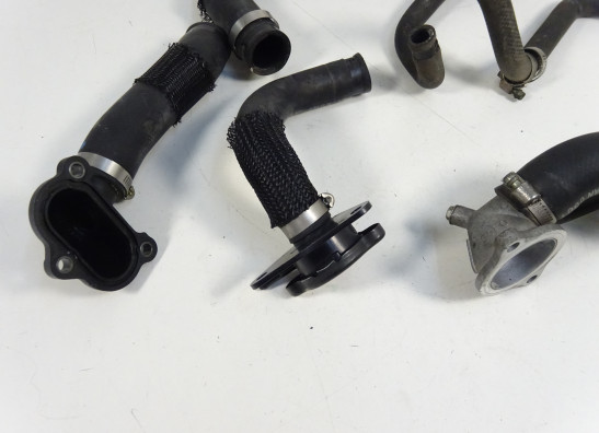 Kuhler Teile Suzuki GSR 600