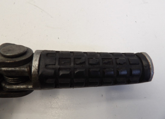 Footrest right Yamaha FZR 400