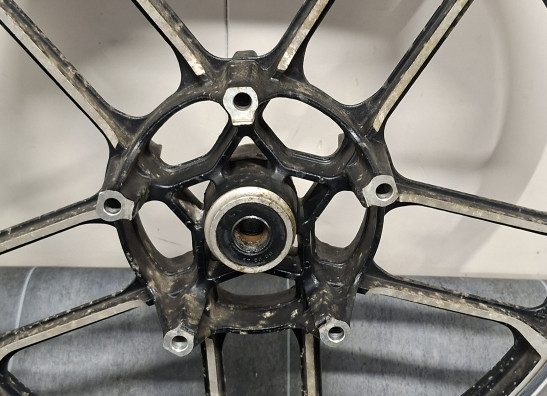 Front Wheel Honda VT 700 750