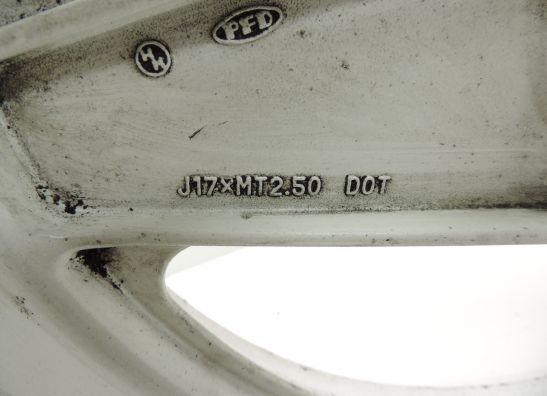 Rear wheel Honda VTR 250