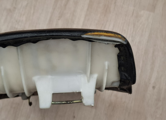 Zadel Honda VF 1000 F