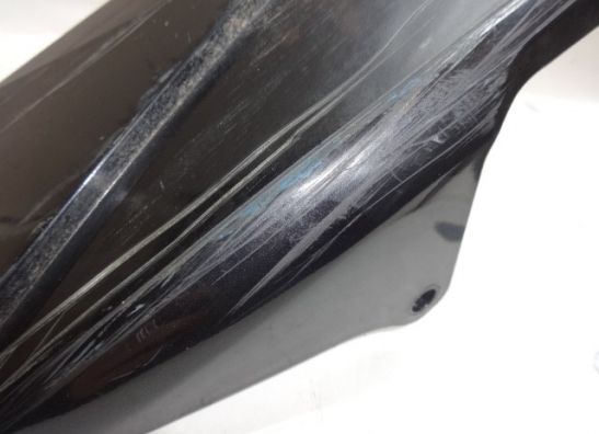 Cowl under Suzuki GSX R 600