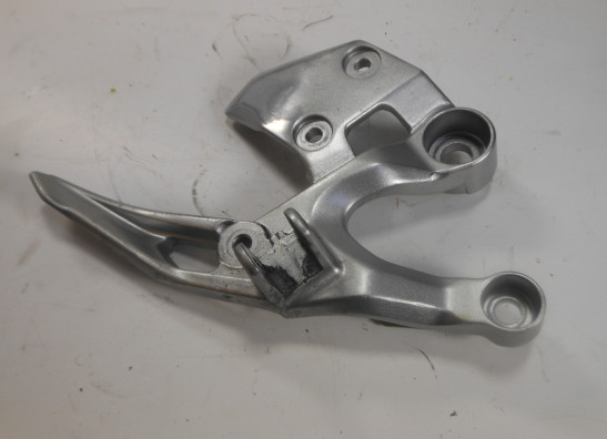 Main step holder right Yamaha MT 09