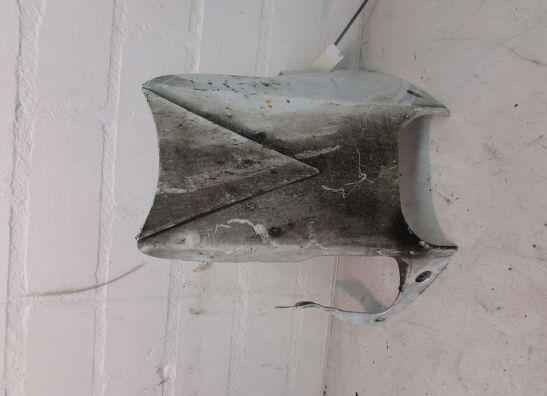 Cowl under Suzuki GSX R 750