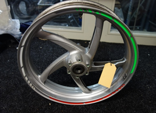 Voorvelg Benelli TNT 1130 cafe racer