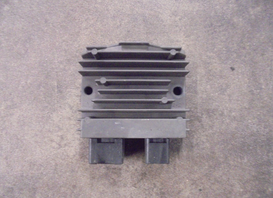 Regulator rectifier  Honda CB 1000 R