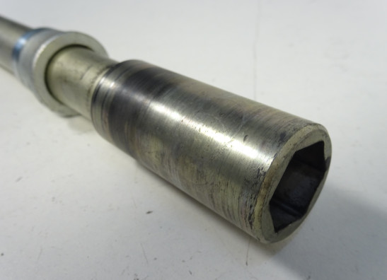 Vorderradachse Suzuki GSR 600