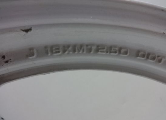 Front Wheel Honda VF 700  750 S Sabre