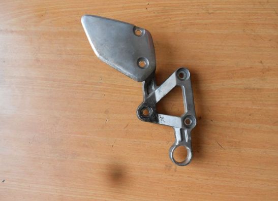 Main step holder right Yamaha FAZER 600