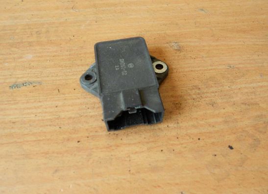 Spanningsregelaar Honda ST 1100 Pan European