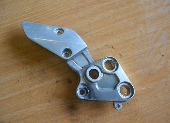 Main step holder Yamaha FAZER 1000