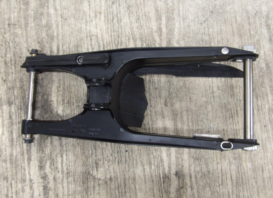 Achterbrug KTM 690 Duke 4