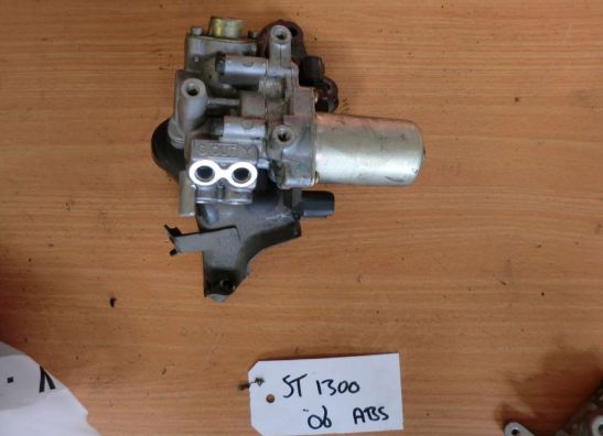 ABS pump Honda ST 1300 Pan European