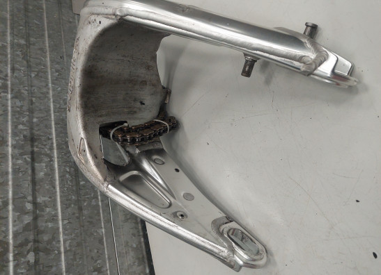 Achterbrug Aprilia RSV 1000